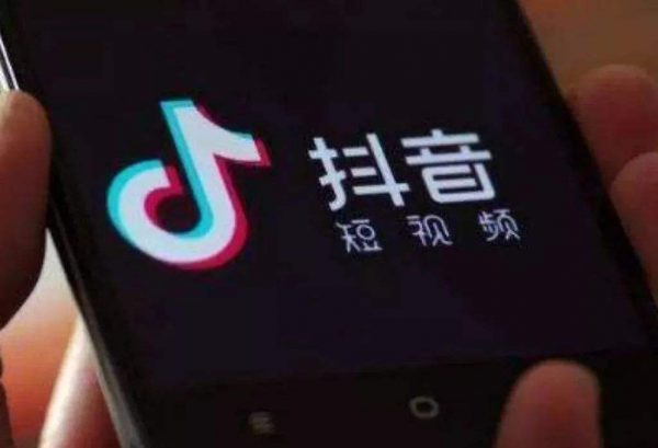 其实我是一个演员，罗永浩抖音直播：一场教科书式的营销秀