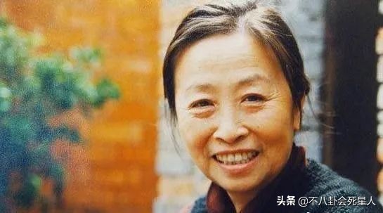 75岁“丑娘”张少华因病去世！一生奖项辉煌，却因丑闻被惨骂