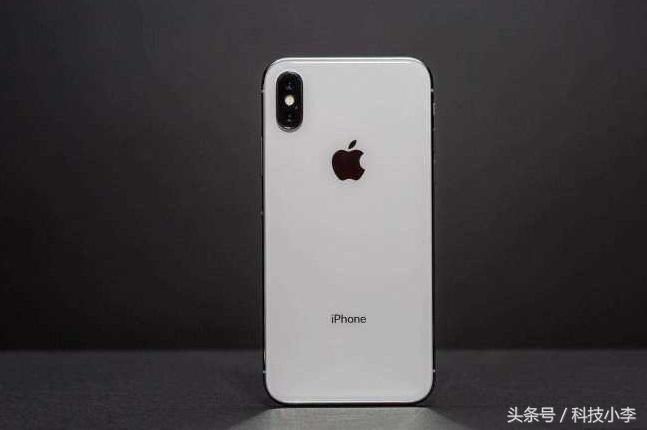 iPhoneX价格再度狂跌，256G版直降1700元，现在值得入手？