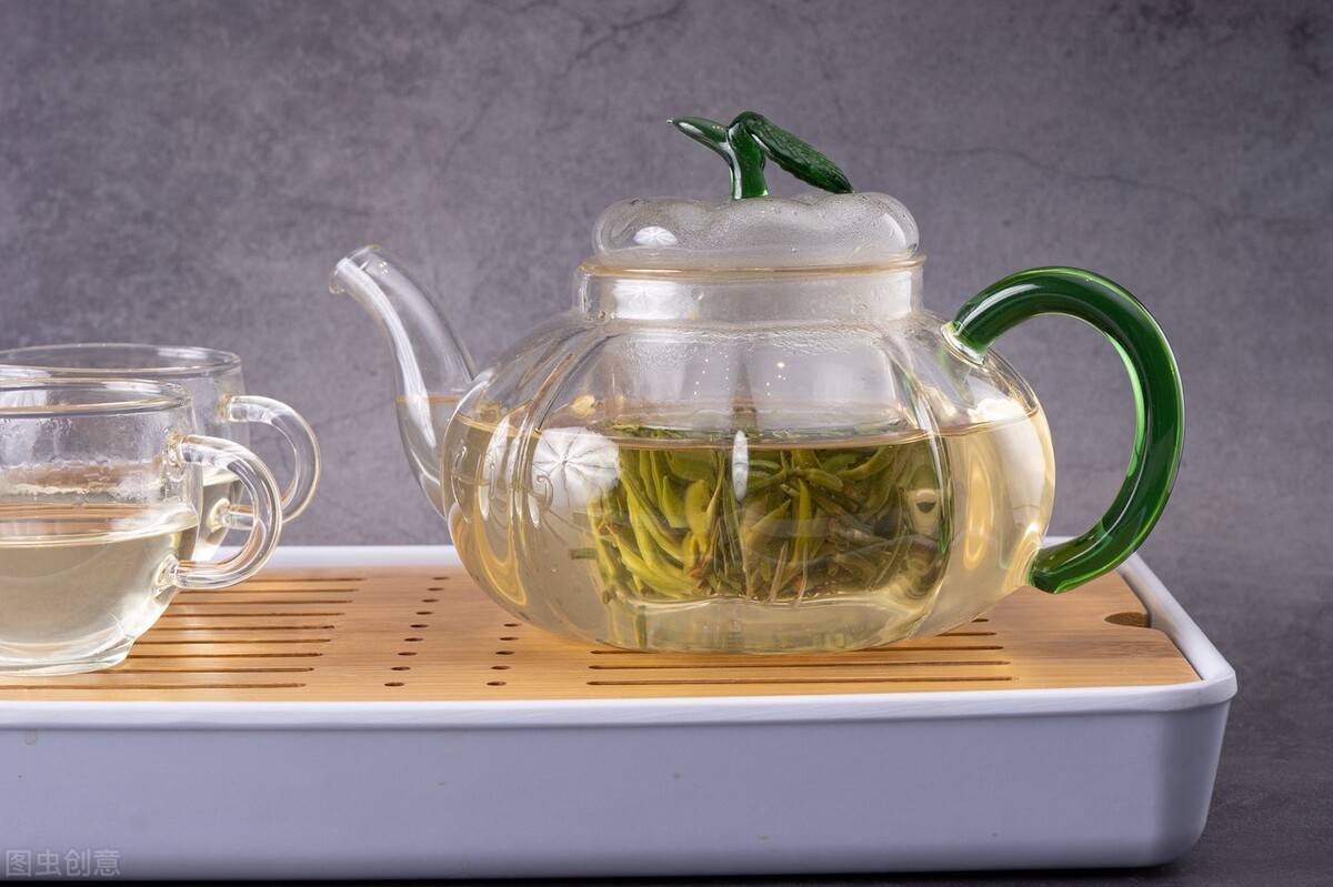 绿茶伤胃红茶养胃？隔夜茶致癌？6大饮茶谣言你肯定中招过