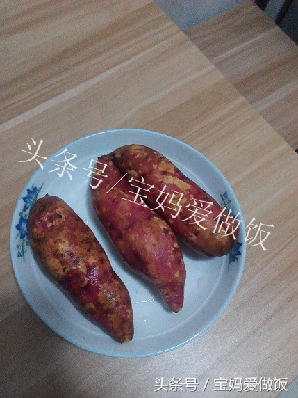 超简单微波炉烤红薯，好吃得不要不要的