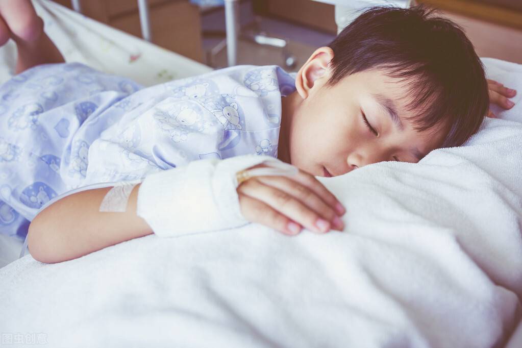 个性男孩子起名三点水大气的名字