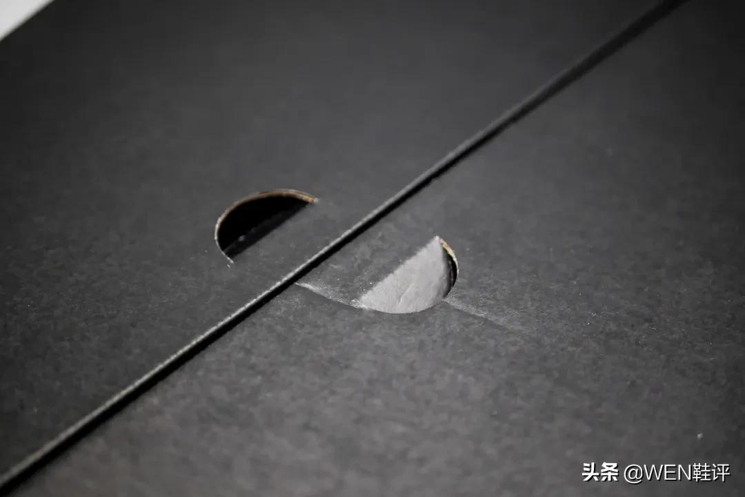 防水防滑还反光的跑鞋！GUARDPACK系列堪称冬季运动必选