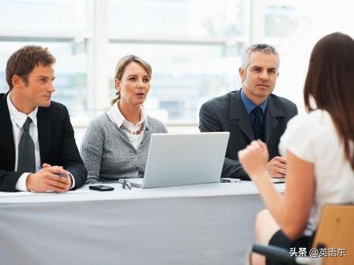 你会自我介绍吗？How to Answer Tell Me About Yourself
