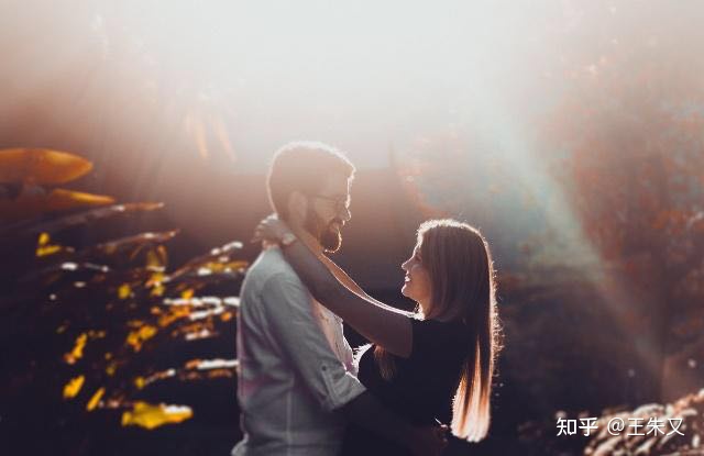 聪明男人离不开你的高招：忽冷忽热