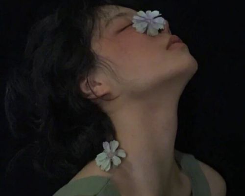 因为家里的事情心烦意乱心情说说 家里一堆事的烦躁句子30句
