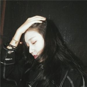 女生很潮很拽的微信网名大全(精选119个)