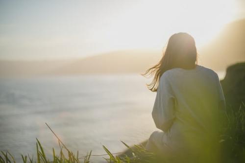 婚姻中男人变心的心情说说短句 表示男人变心的个性短语说说