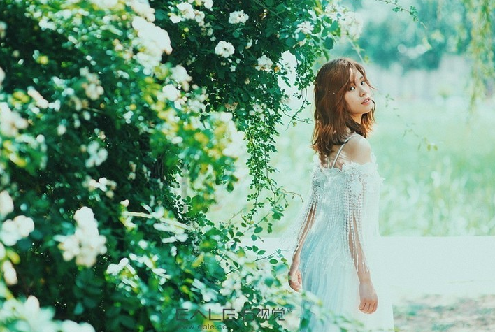适合深夜失眠发朋友圈的句子