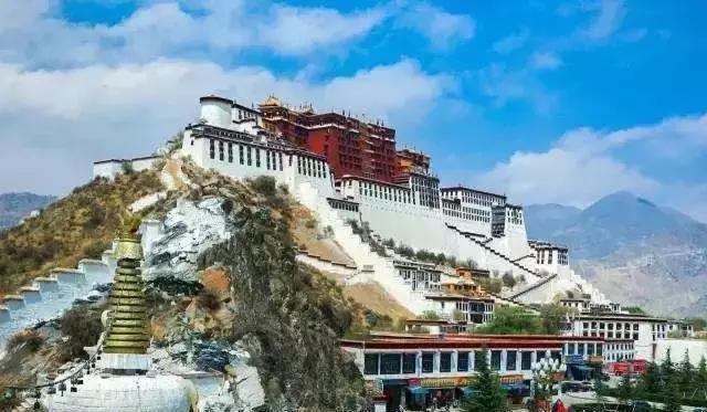 中国最著名的十个旅游景点排名，这些地方你去过几个？
