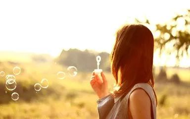 伤痕累累千疮百孔的句子