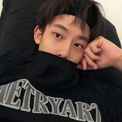 适合男生发的朋友圈文案 文艺干净有品味的句子