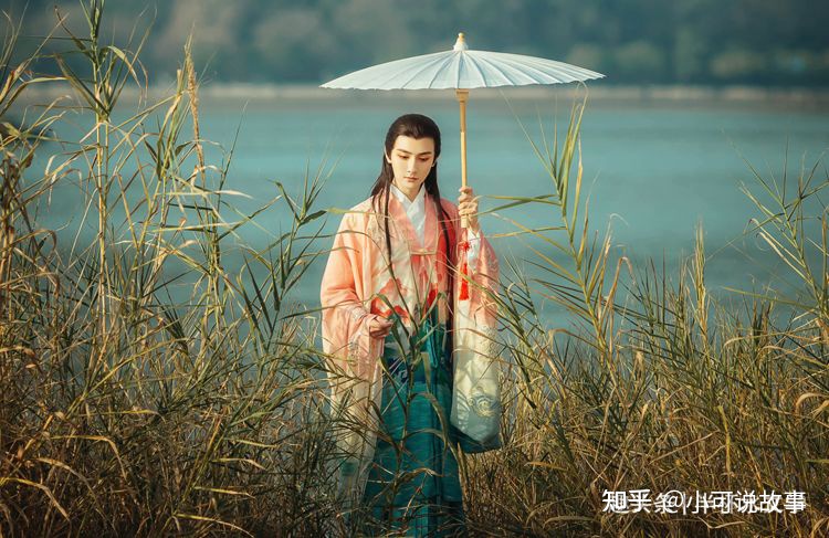 民间故事：妻子性格豪爽，交友广泛也有错？丈夫：那叫“好色”