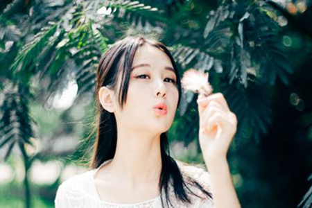 女神节微信朋友圈文案，3.8女生节说说短句