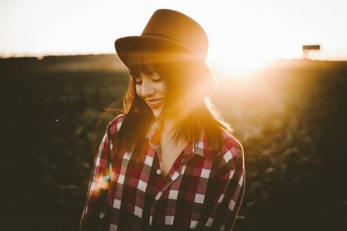 关于女人失望苦涩的说说心情短语(精选79句)