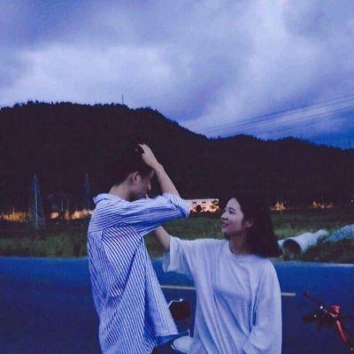 两个字简单好听不俗气的情侣网名(精选90个)
