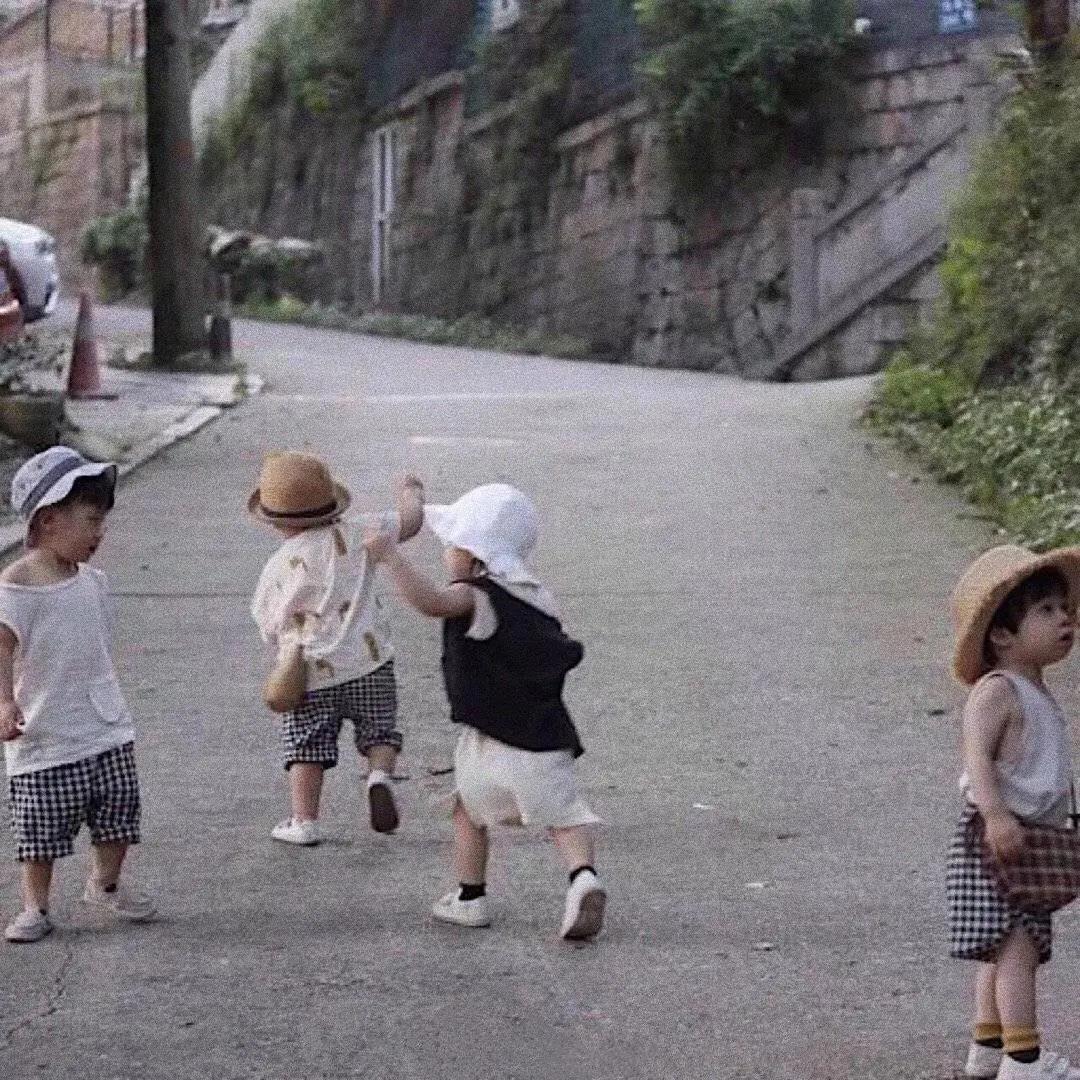 宝宝学走路的唯美句子发朋友圈