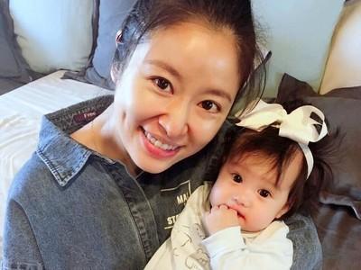 适合写给女儿发朋友圈的句子