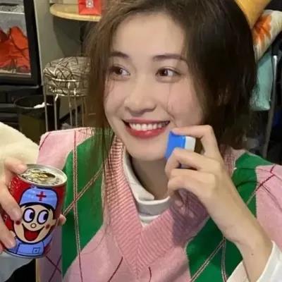 朋友圈的置顶签名