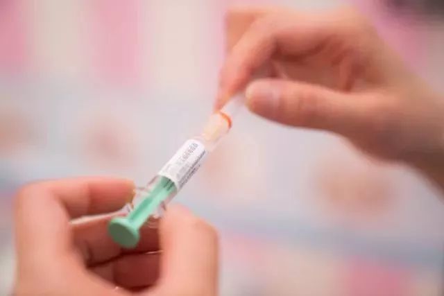 女生打HPV疫苗发朋友圈 打了hpv发朋友圈心情说说