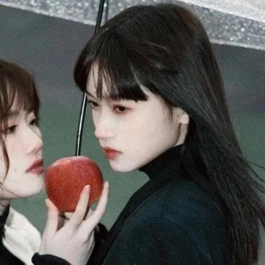 闺蜜互损的句子发朋友圈