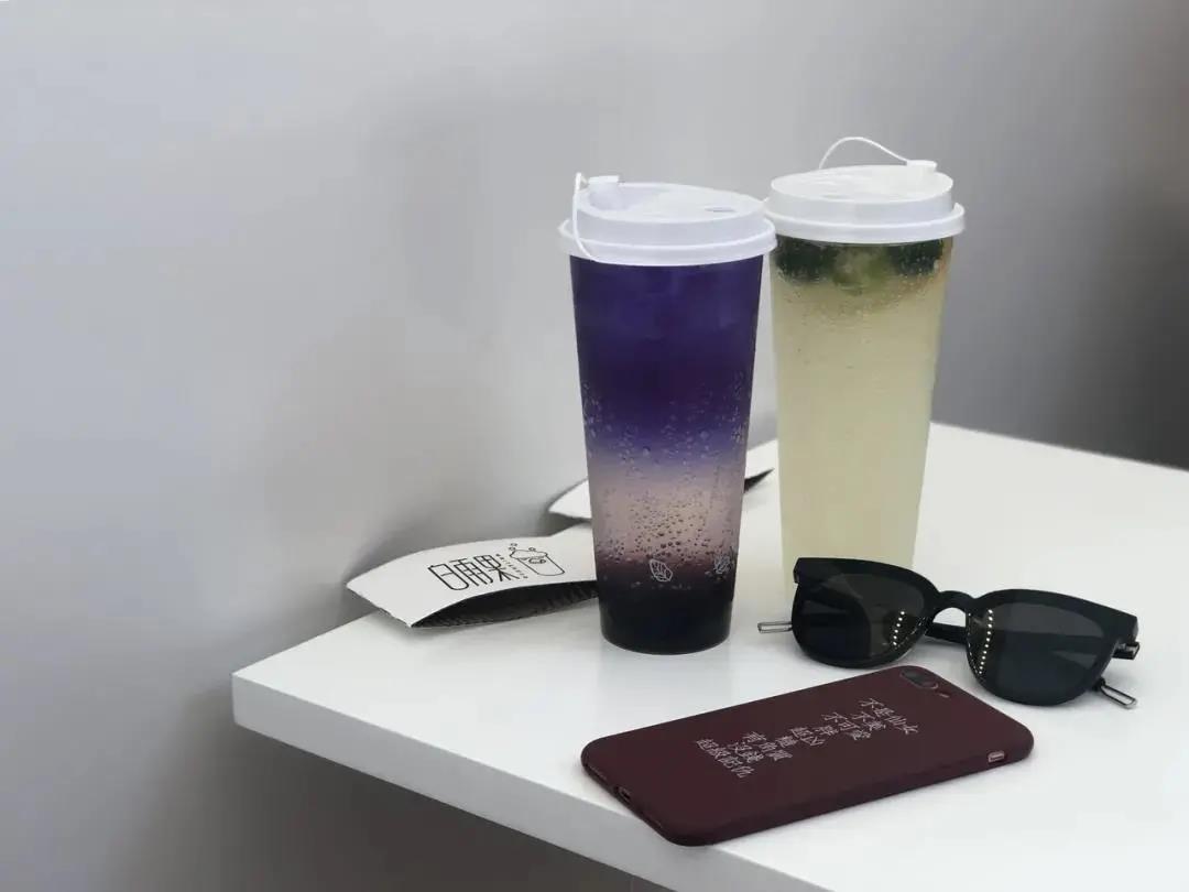 冬天的第一杯奶茶说说 第一杯奶茶文案