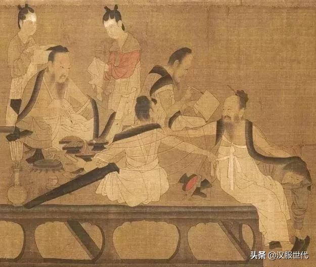 满族服饰文案励志(满族人民的服饰照片)