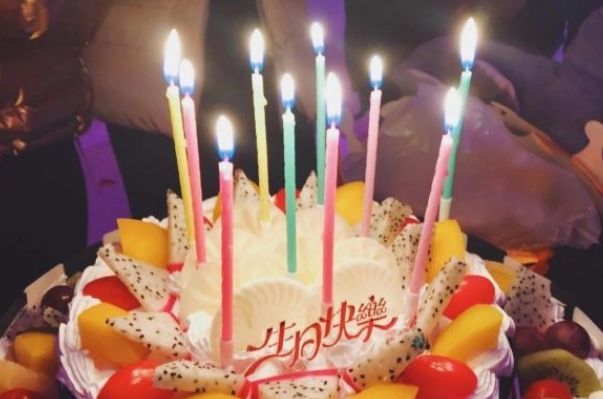 简短有内涵的祝自己生日快乐说说 自己过生日低调发朋友圈说说