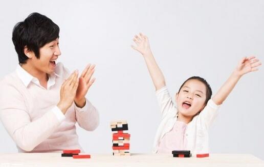 鼓励孩子大胆自信的话发表朋友圈