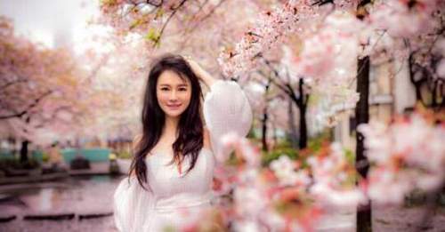 形容女人如花的唯美句子