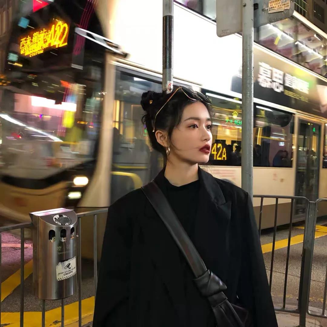 女神发朋友圈简短语句 有气质女人发朋友圈