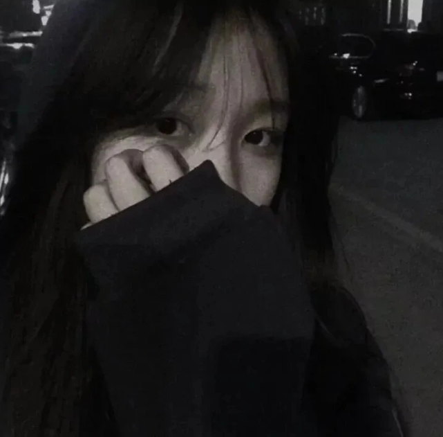 深夜等一个人心情说说