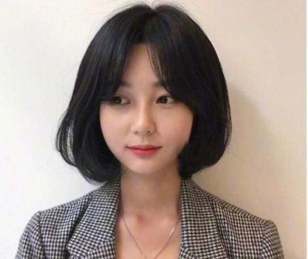 剪了短发适合发朋友圈的句子 剪了短发霸气的句子