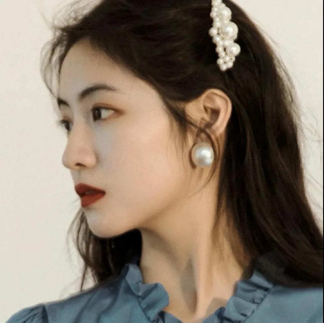 适合发朋友圈女性独立 女人独立才有底气说说