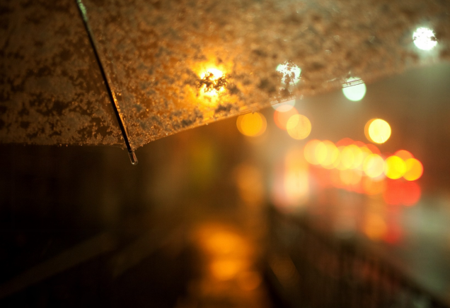 下雨天难以入睡的心情说说