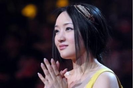 高情商夸女人的句子，对女性说的幽默漂亮的俏皮话