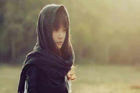 高情商夸女人的句子，对女性说的幽默漂亮的俏皮话