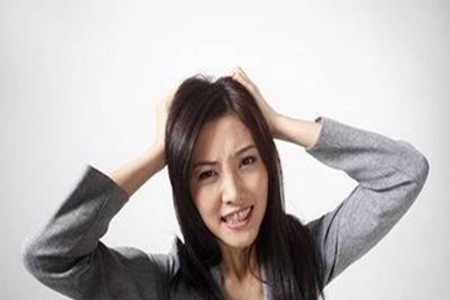 心里憋一肚子火的说说，很生气很想发飙的句子