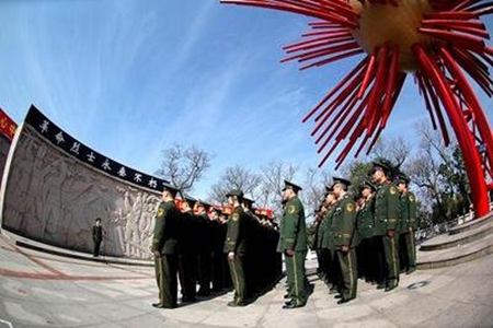 清明节祭英烈的句子，给英雄们的赞歌留言大全