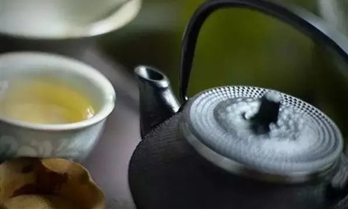 适合泡茶时发圈的说说汇编35句