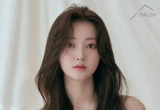 换发型后发朋友圈的文案