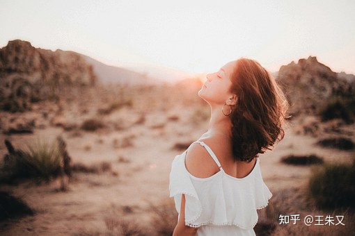 婚外的感情为何不值得迷恋？因为痛苦的往往是女人，原因有三