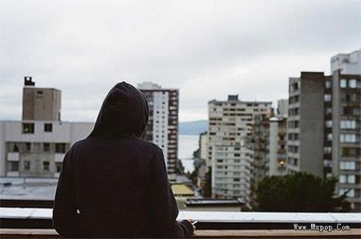 搞笑霸气励志说说 男人励志霸气说说