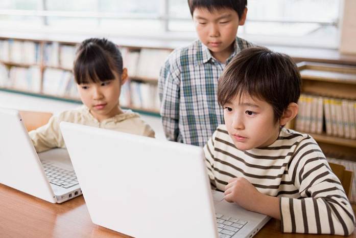 表达陪孩子的心情短语