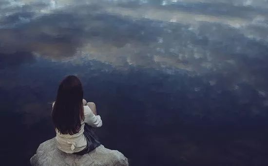 孤独的心情说说 一个人孤独的心情说说
