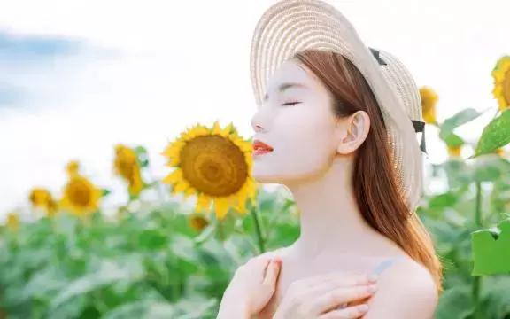 情侣之间感动到哭的话