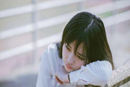 痛到骨子里心碎的签名，形容超级难过悲伤的句子