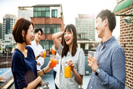 发给朋友的关心祝福语，问候好友的短信句子