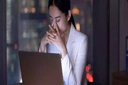 2022打工人朋友圈文案，加油努力上班的句子