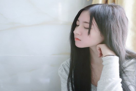 一秒泪崩的伤感句子，特别难受想哭的说说合集